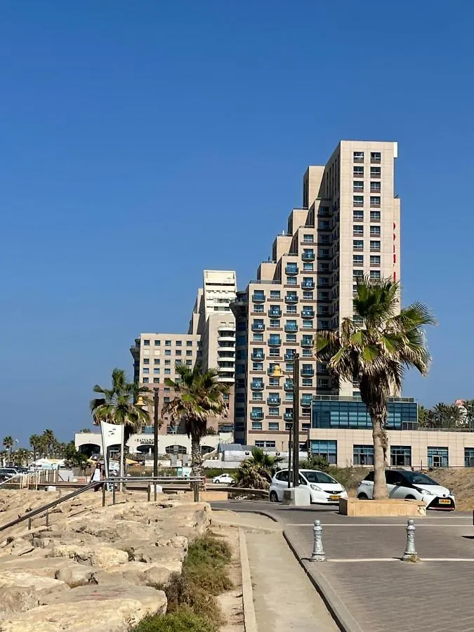 Suite On The Beach Haifa Apartment